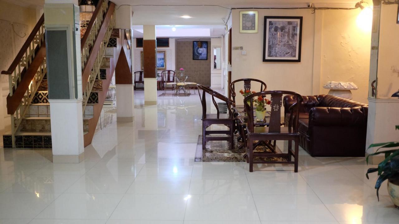Zen Boutique Syariah Hotel Yakarta Exterior foto